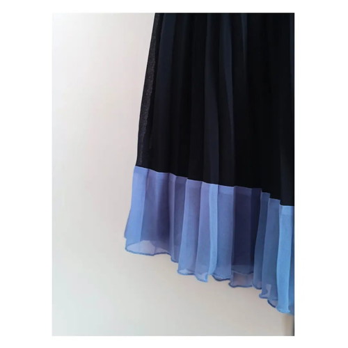 H&M skirt new, size 42