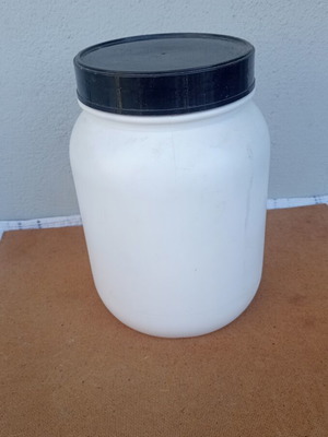 Plastic container used 3 L for food storage