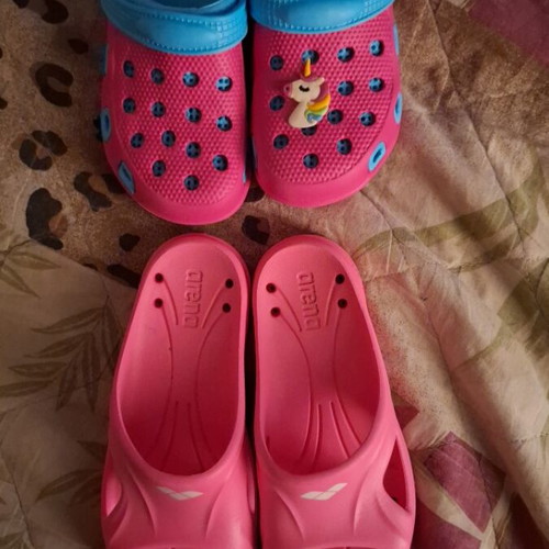 Arena swimming slippers size 35, pink, non-slip