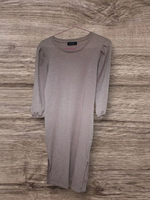 Bershka dress size Large like new with belt gift