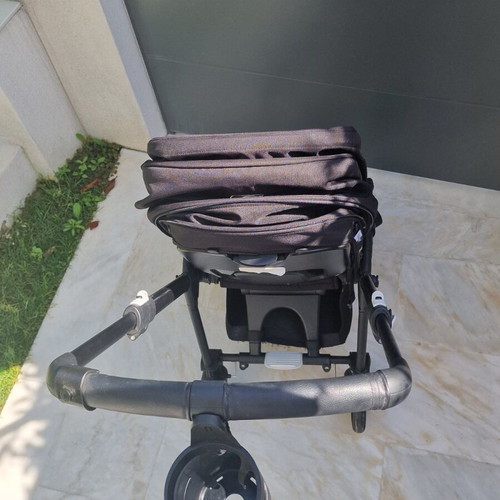 Bugaboo Bee 6 stroller like new, lightweight and sturdy