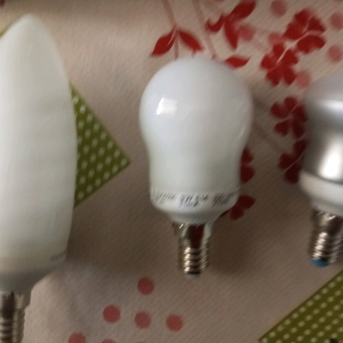 Led Lumen light bulbs pack of 4 new