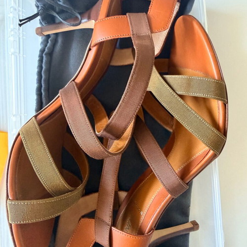 Fendi sandals size 40 new, brown and green platform