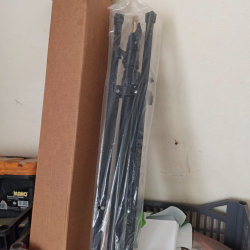 Βάση Compact Light Stand 215cm ολοκαίνουρια