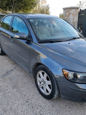 Volvo S40 2.0 used 2008, excellent condition, uncrashed