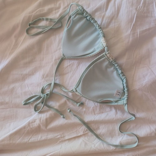 Primark women's bikini top size 40 like new, blue with white lace