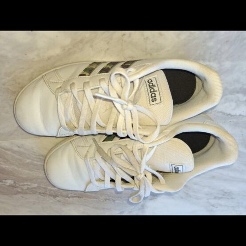 Adidas sneakers unisex like new, size 36, white multicolor