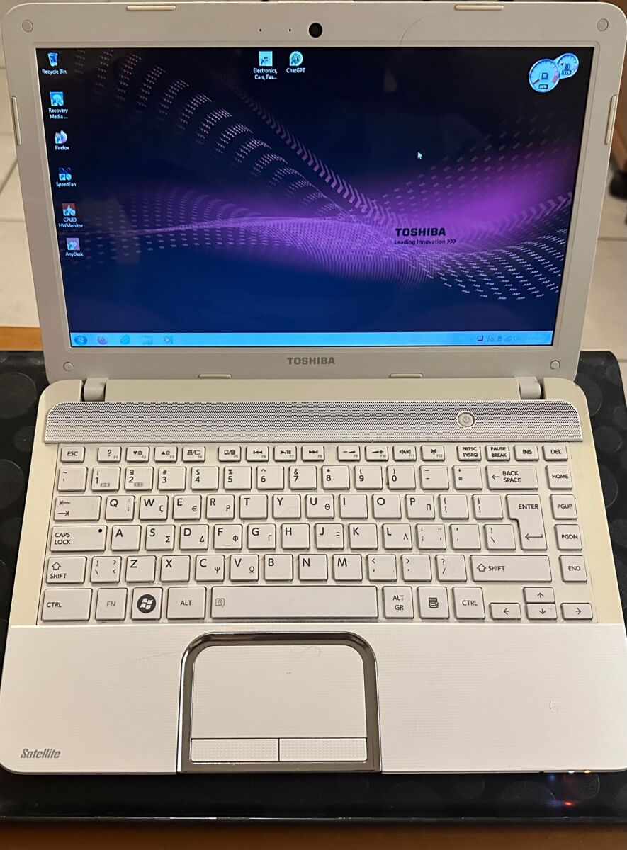 Toshiba satelight L830　海外版　ジャンク Toshiba Satellite L830-106 laptop like… - € 100,00 - Vendora.cy