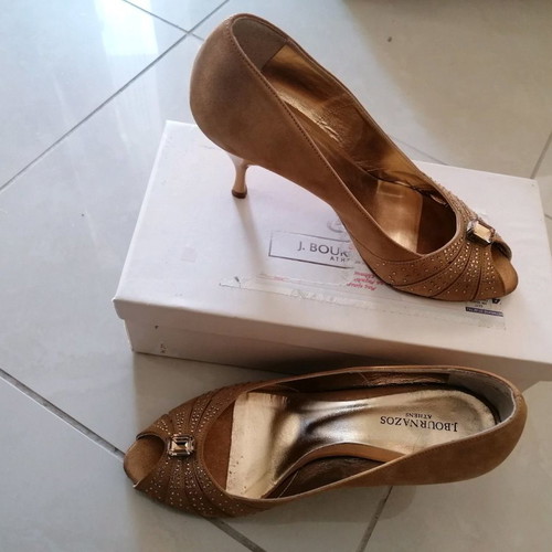 J. Bournazos leather peep toe shoe like new, bronze, size 39