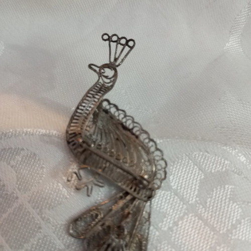 Filigree silver vintage brooch used