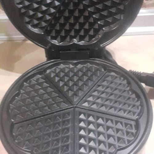 Waffle maker like new