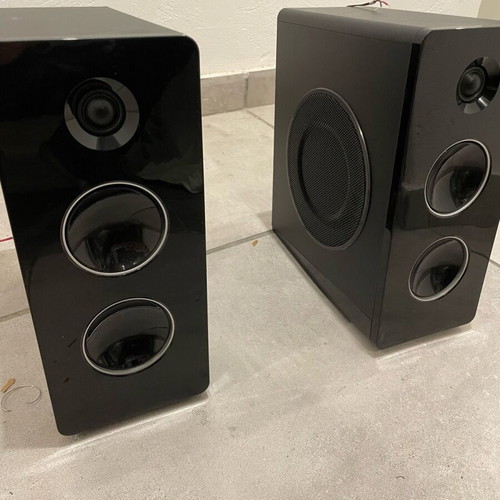 LG Micro Hi-Fi CM2760 speakers used, set of 2