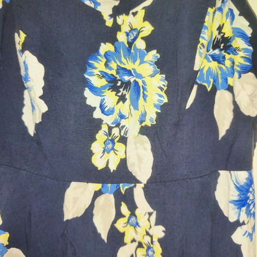 Old Navy Blue Floral Summer Dress like new, medium size