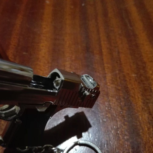 Metal Desert Eagle toy gun like new, scale 1:3