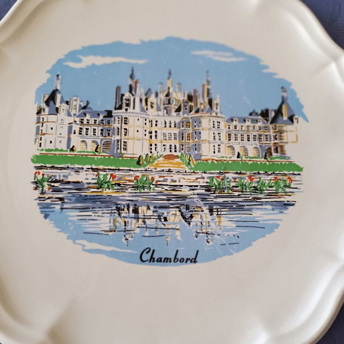 Gien Les chateaux de la Loire serving platter like new, French ceramic