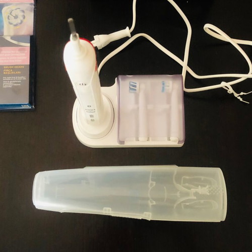 Oral-B Smart 4 4500S Special Edition electric toothbrush