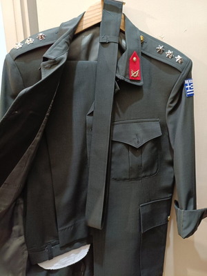 Uniform 8G (Afrikana) Infantry Captain like new