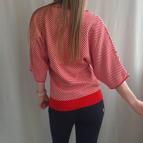 Nathalie Vleeschouwer women's wool sweater new, size M, red