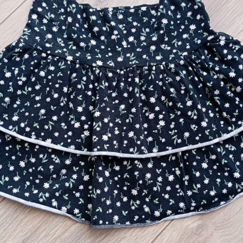 H&M Skirt 146/152 Like New, Black Multicolor