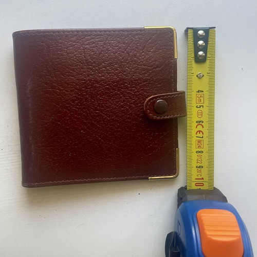 Vintage leather wallet brown with button