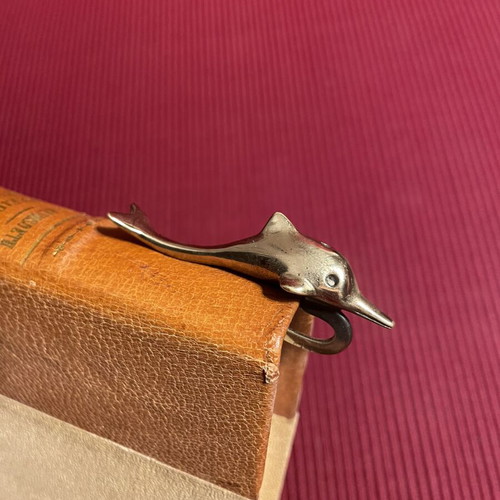 Silver-plated bronze bookmark with dolphin decoration like new