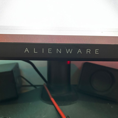 Dell Alienware AW2724DM gaming monitor like new, 27" QHD IPS 180Hz