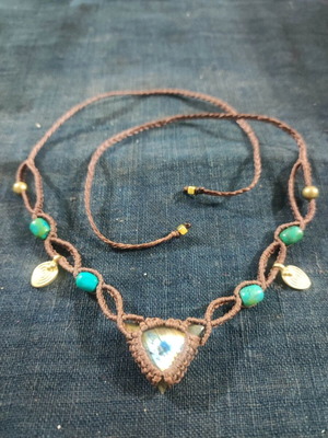 Macrame necklace new with labradorite and gold leaf stones