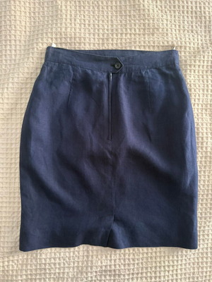 Artisti Italiani navy linen skirt like new, size M