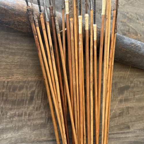 Quiver with arrows used, collectible vintage value