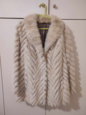 Kes II fox fur used, size s-m, light beige