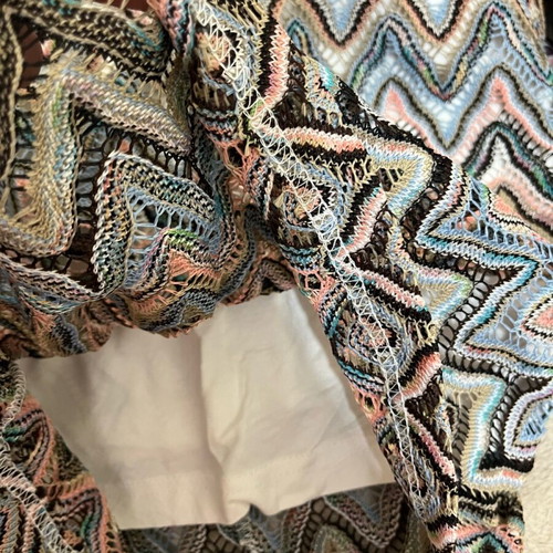 Anel dress like new with colorful knitted pattern, size L