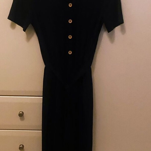 Esmara black jumpsuit XS with short sleeves and belt