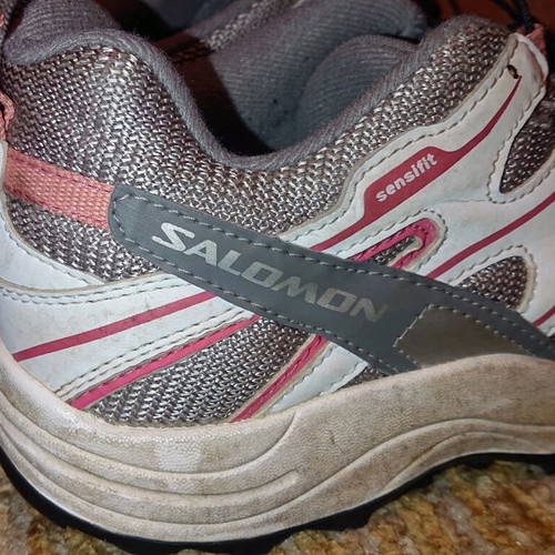 Salomon sports shoes like new, size 36