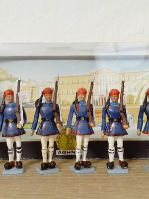 Athina Evzones Macedonomachoi figures used, original box set