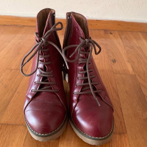 Silia D ankle leather boots like new, burgundy red, size 39