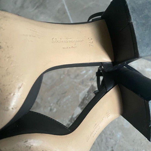 Salvatore Ferragamo shoes used, black, size 7 1/2, heel height 6 cm