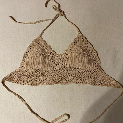 Knitted bikini top like new, beige