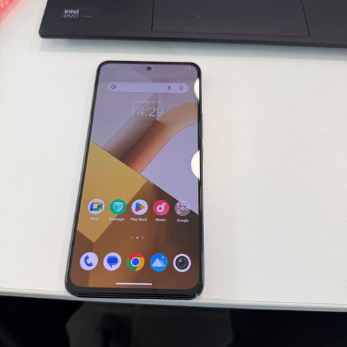 Vivo V40 SE 5G 8GB RAM 256GB ROM like new, black, Dual SIM