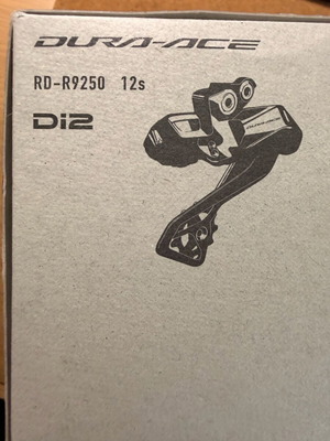 Shimano DURA-ACE Di2 R9270 Groupset ολοκαίνουργιο με Assioma RS-2, CeramicSpeed OSPW, GP5000 S TR