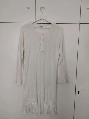 Γυναικείο vintage νυχτικό πιτζάμα μεταχειρισμένο, άσπρο, μέγεθος Large