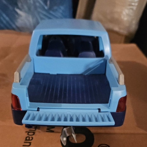 Playmobil Jeep with Caravan and 4 Figures used