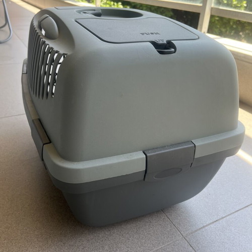 Pet Carrier with Removable Top and Door, New