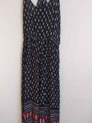 Summer midi dress like new, black and red, elastic under bust