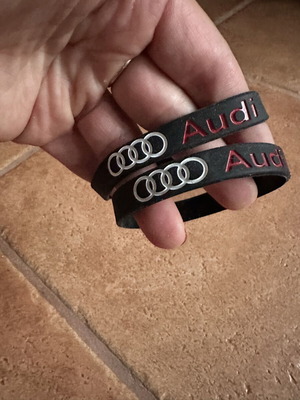 Βραχιόλια Audi σαν καινούργια, μαύρο καουτσούκ, σετ 2