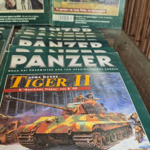 Panzer magazines like new, set of 22 modeling issues