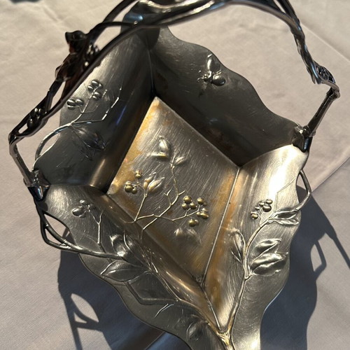 WMF Art Nouveau silver-plated basket with leaf and flower motifs