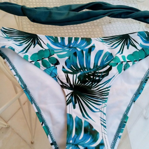 Women's bikini swimsuit new size small