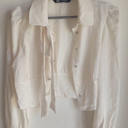 Zara Cropped White Blouse with Long Sleeves and Tie