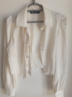 Zara Cropped White Blouse with Long Sleeves and Tie