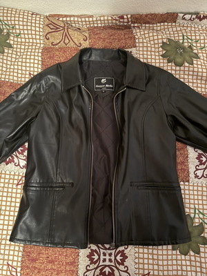 Leather jacket like new, black, size M